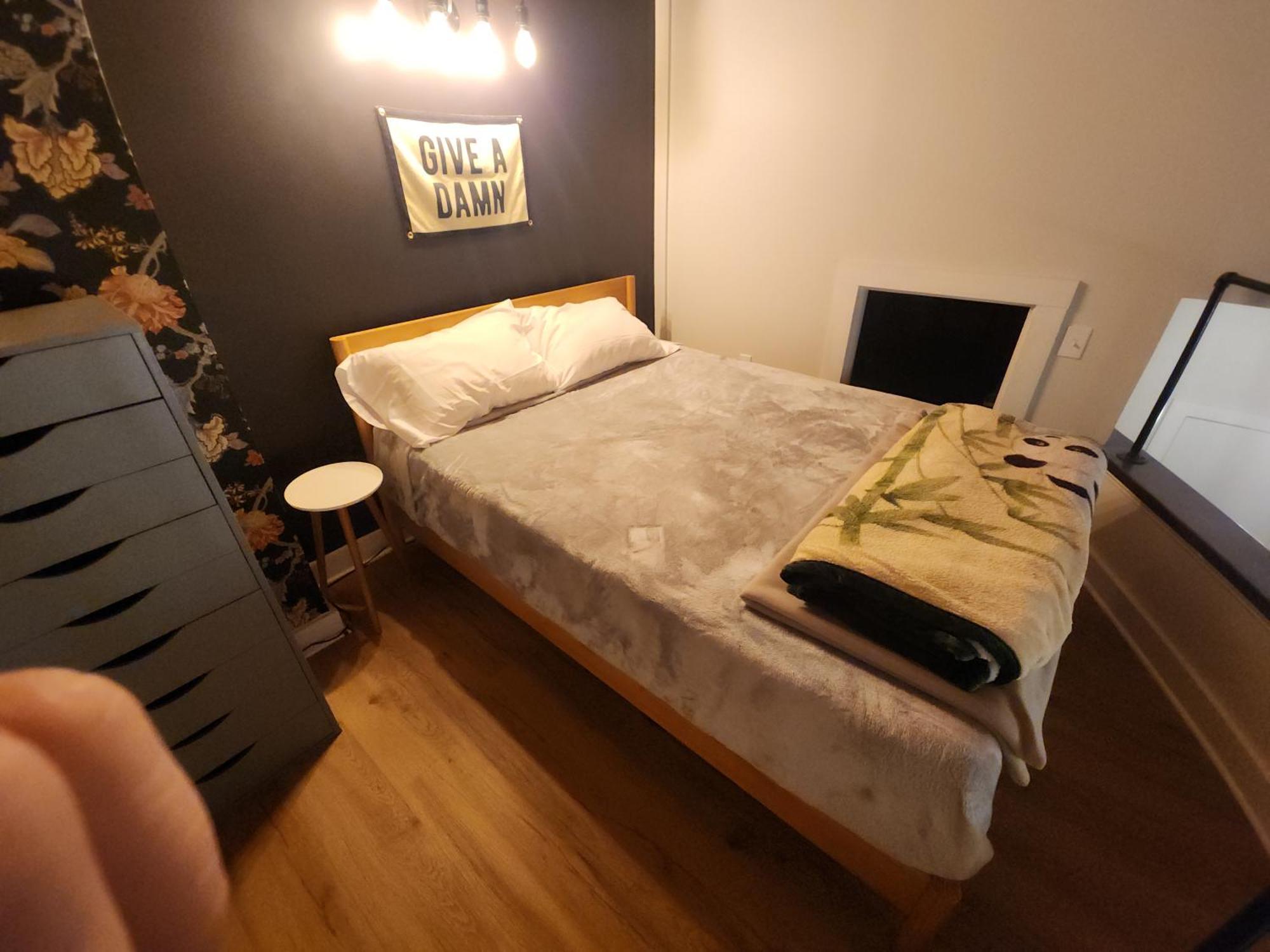 Cozy And Tranquil 1-Bedroom Condo With Wifi, Ac In Historic Salem Kültér fotó